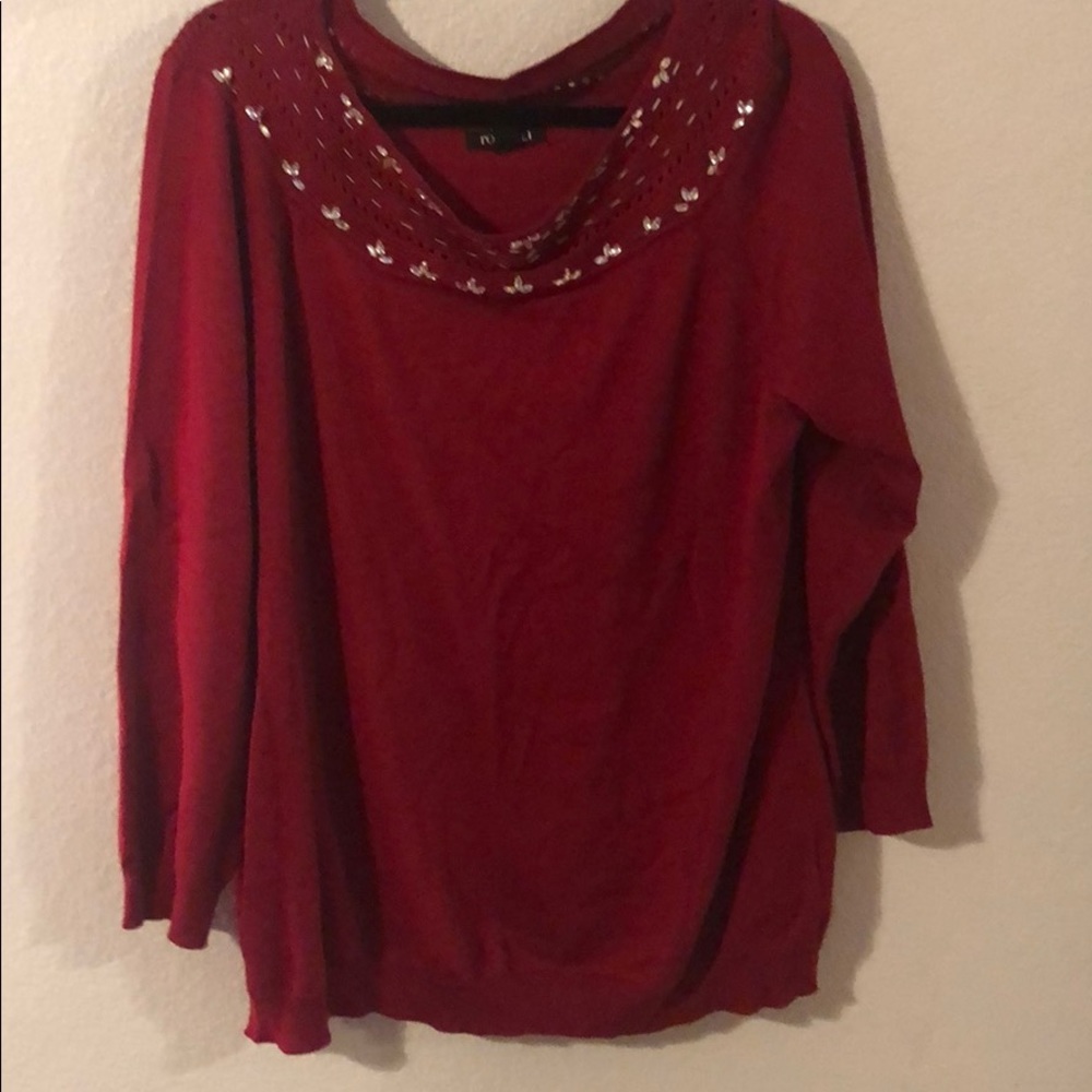 Ros & Ali red sweater